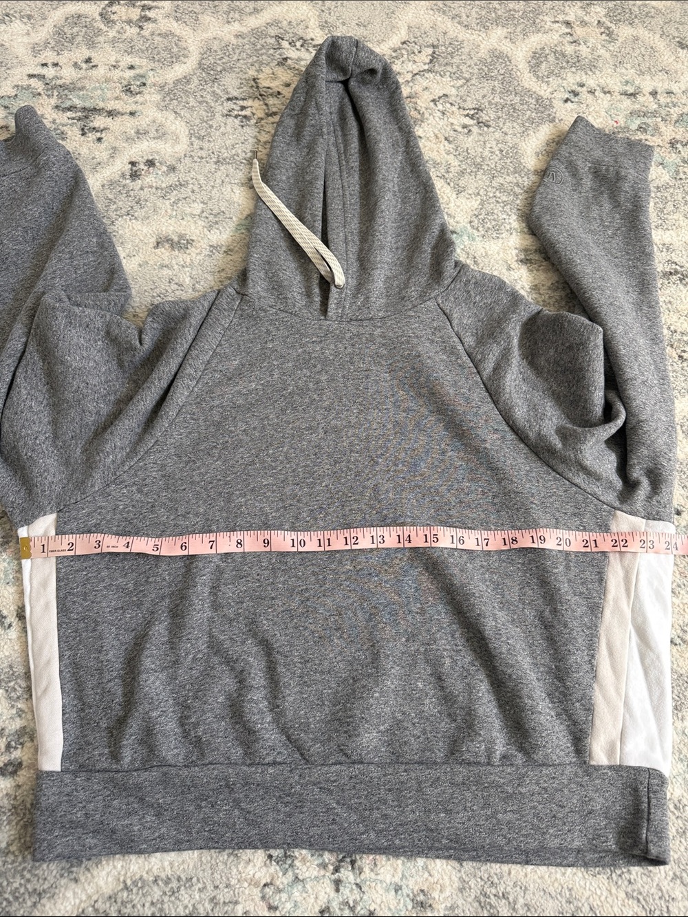 Vuori Colorblock Hooded Sweatshirt Size Medium - Picture 8 of 10